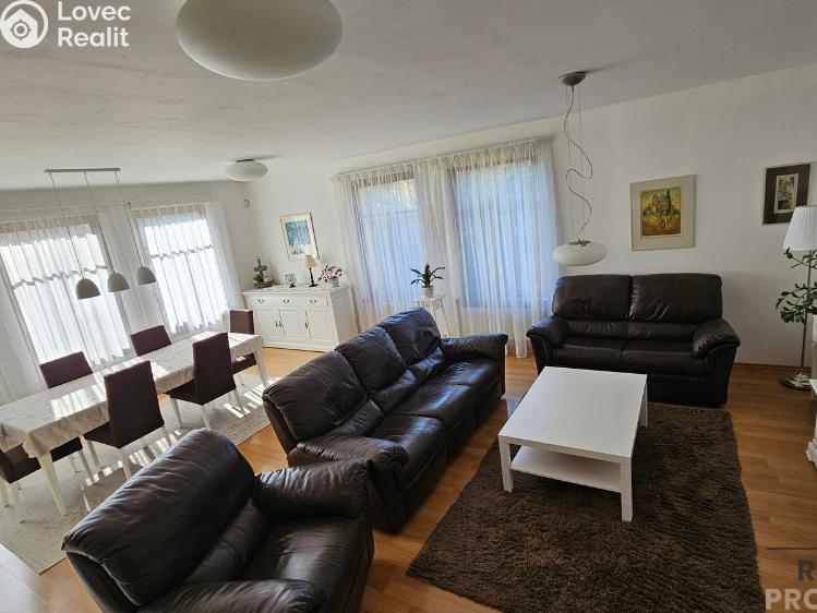 Prodej rodinného domu Jesenice, Vestecká č. 8