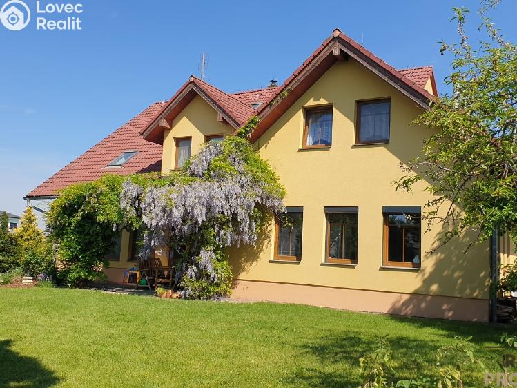 Prodej rodinného domu Jesenice, Vestecká č. 2