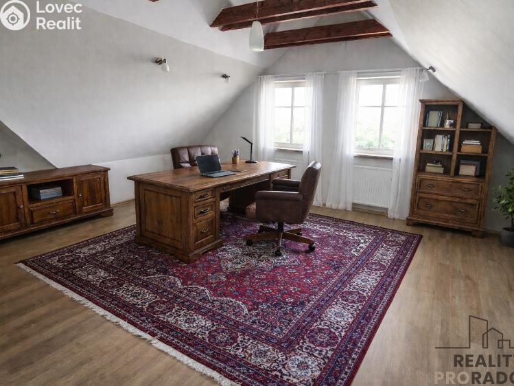 Prodej rodinného domu Jesenice, Vestecká č. 26