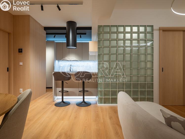 Sale apartment 2+KK Praha, Pivovarnická 1618/10 č. 9