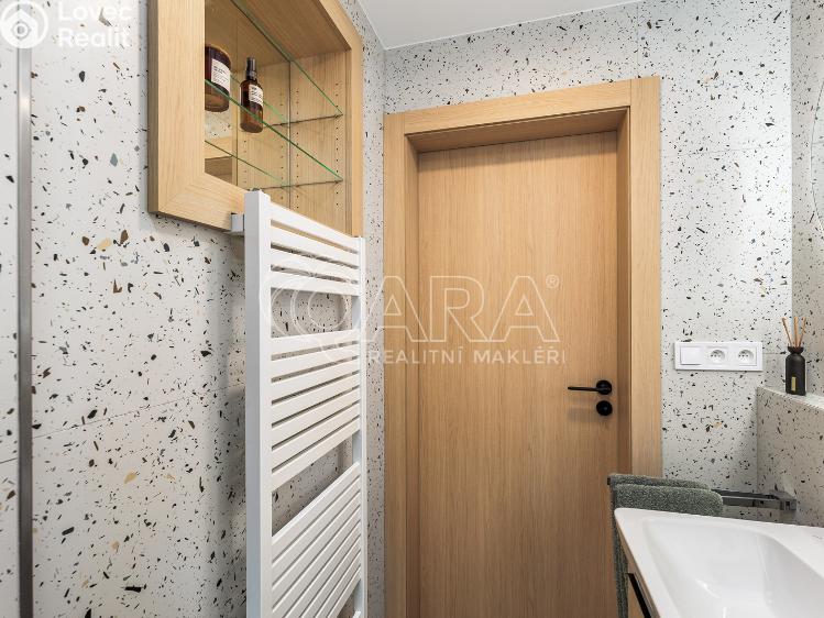 Sale apartment 2+KK Praha, Pivovarnická 1618/10 č. 17