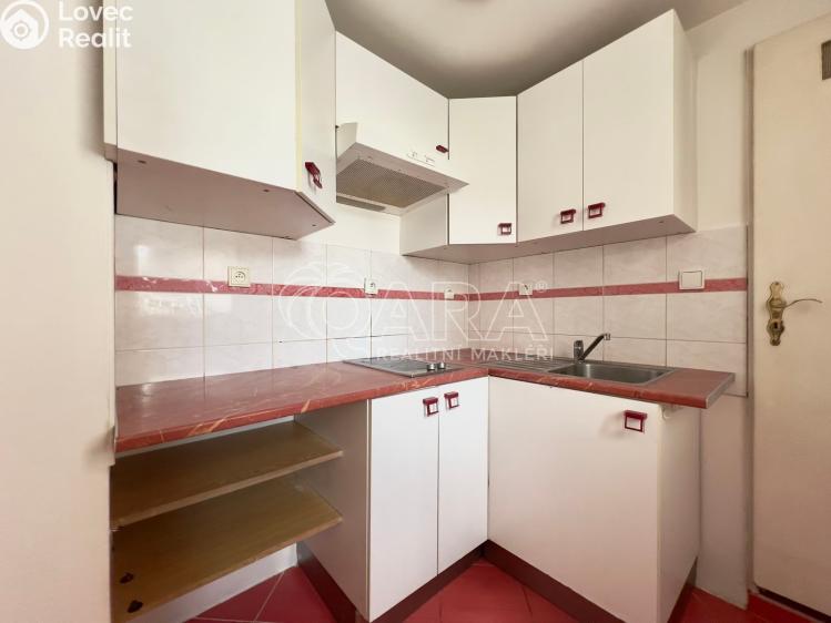 Pronájem bytu 1+KK Šlapanice, Nádražní č. 1