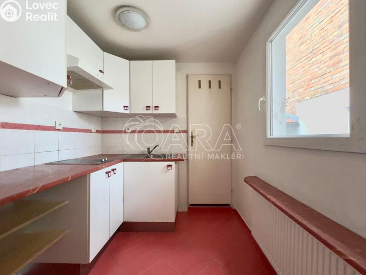 Pronájem bytu 1+KK Šlapanice, Nádražní č. 4