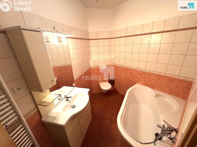 Pronájem bytu 1+KK Praha 9, Kolbenova č. 8