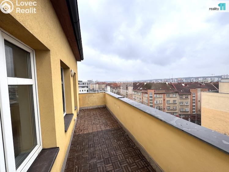 Pronájem bytu 1+KK Praha 9, Kolbenova č. 8