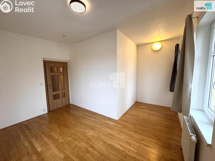 Pronájem bytu 1+KK Praha 9, Kolbenova č. 14