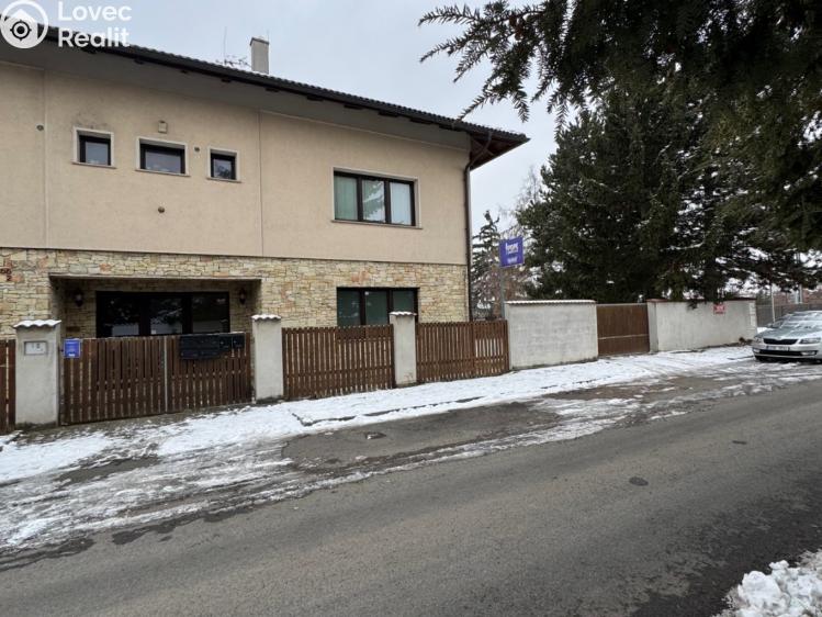 Rent apartment 2+KK Praha, Mezihoří č. 12