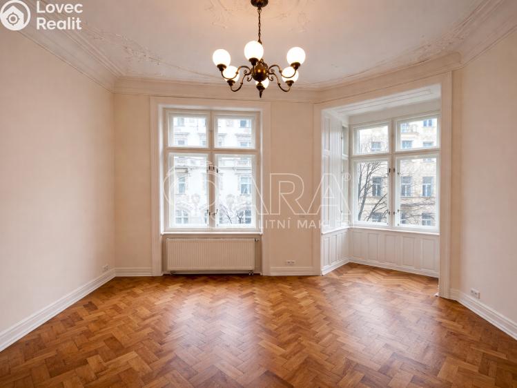 Pronájem bytu 4+1 Praha, Pařížská č. 6