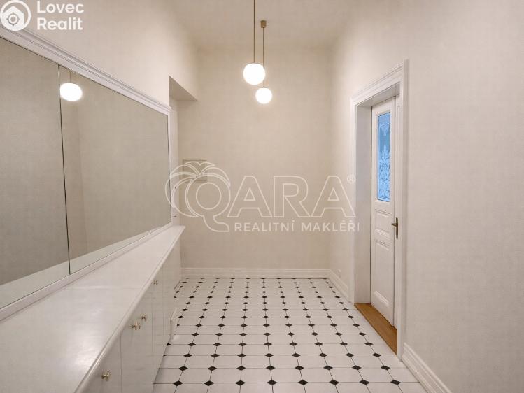 Rent apartment 4+1 Praha, Pařížská č. 14
