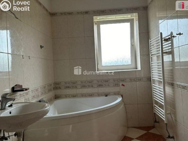 Pronájem bytu 4+1 Třebeň č. 13