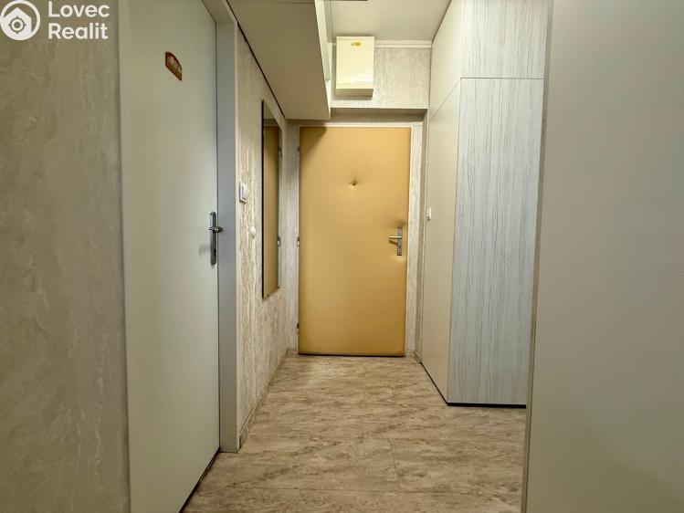 Prodej bytu 2+KK Praha, Hnězdenská 767/4 č. 10