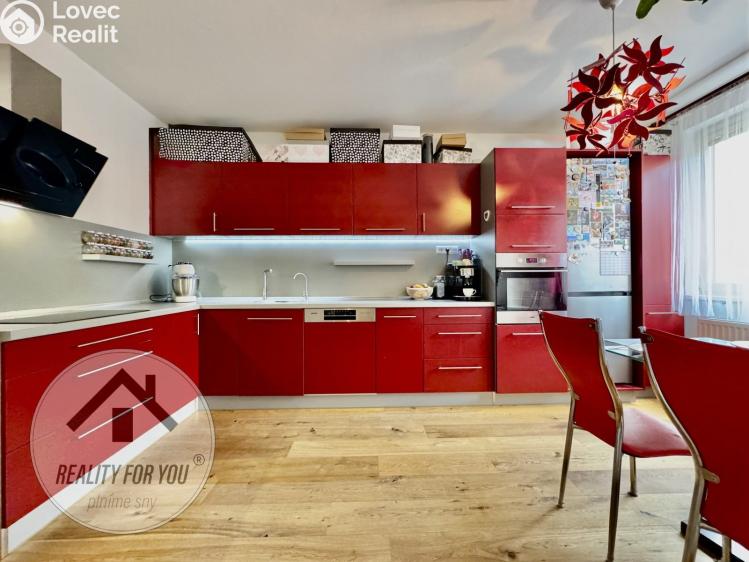 Prodej bytu 3+1 Liberec, Pazderkova 933/3 č. 1