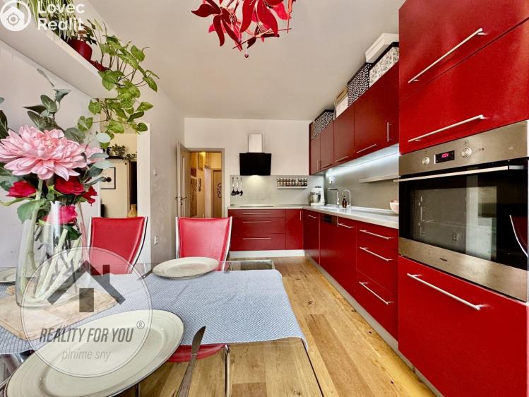 Prodej bytu 3+1 Liberec, Pazderkova 933/3 č. 4