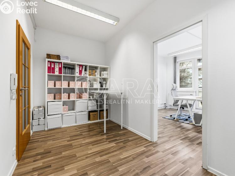 Pronájem kanceláře Praha, Nad Šutkou 1811/12 č. 14