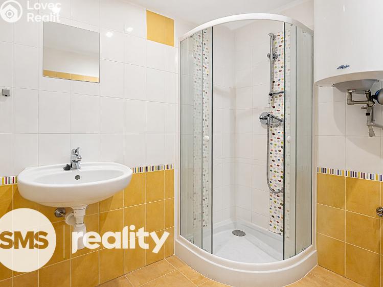 Pronájem bytu 1+KK Opava, Nákladní 400/16 č. 4