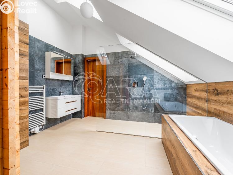 Rent office space Roztoky, Nad vinicemi č. 12