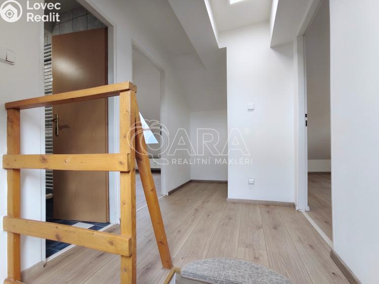 Pronájem bytu 2+1 Praha, Hanusova 826/29 č. 18