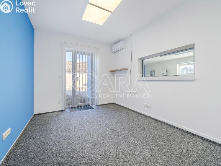 Продаж торгового приміщення Sukorady č. 14