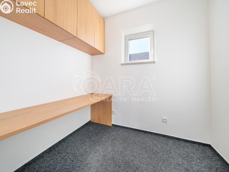 Prodej kanceláře Sukorady č. 13