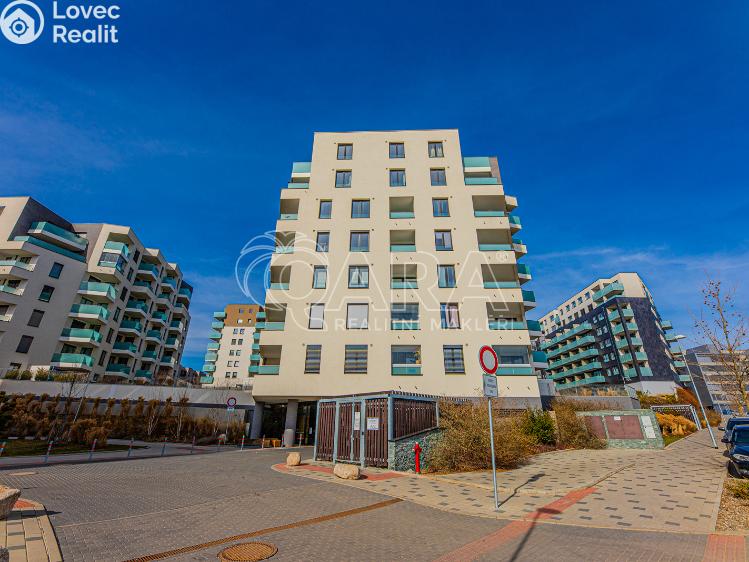 Rent apartment 2+KK Praha, Ferrariho 3083/2 č. 16