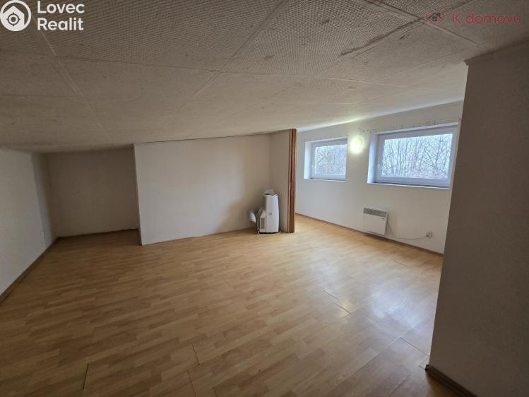 Prodej rodinného domu Domaželice č. 11