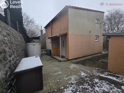 Prodej rodinného domu Domaželice č. 3