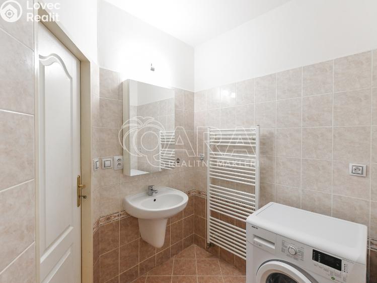 Pronájem bytu 2+KK Praha, Hnězdenská 735/6 č. 13