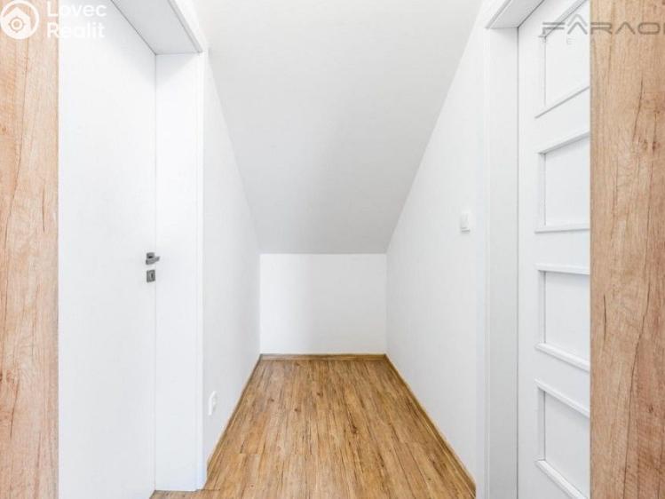 Pronájem bytu 2+KK Dobříš č. 5