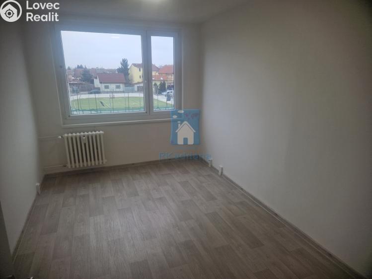 Pronájem bytu 3+1 Praha, Výletní č. 5