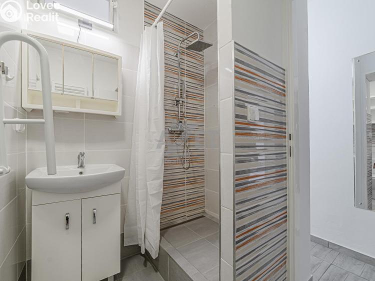 Prodej bytu 1+1 Ostrava, Dr. Martínka 1143/21 č. 7