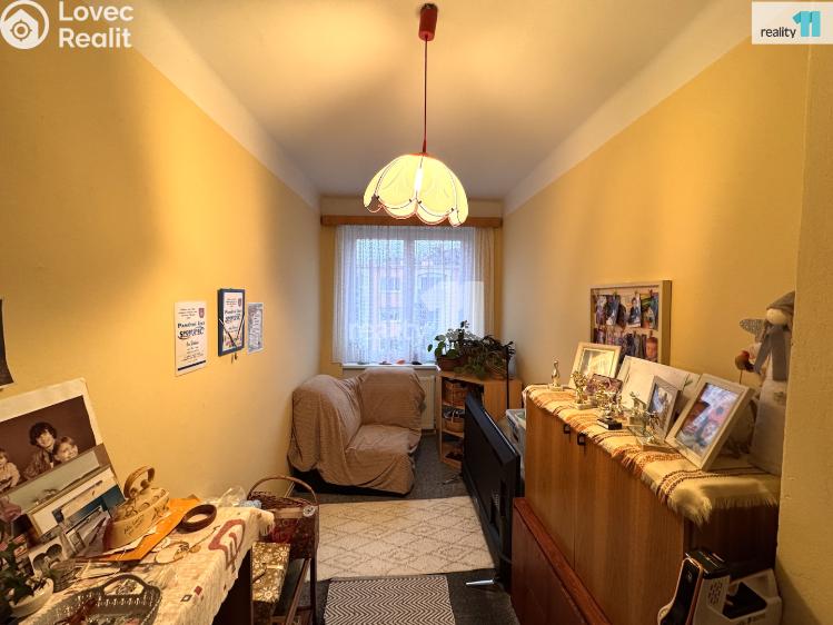 Prodej bytu 3+1 Děčín, Lounská č. 11