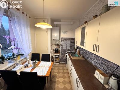 Prodej bytu 3+1 Děčín, Lounská č. 6