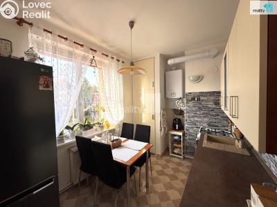 Prodej bytu 3+1 Děčín, Lounská č. 3