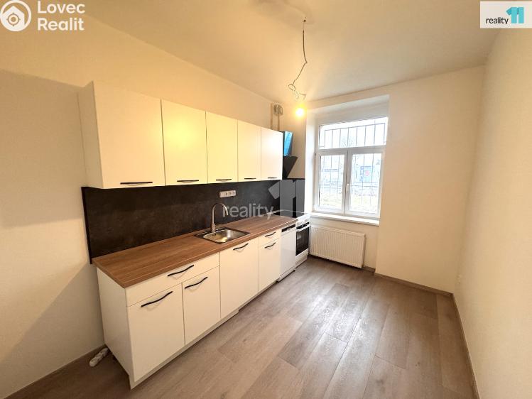 Rent apartment 1+1 Praha 4, Hanusova č. 6