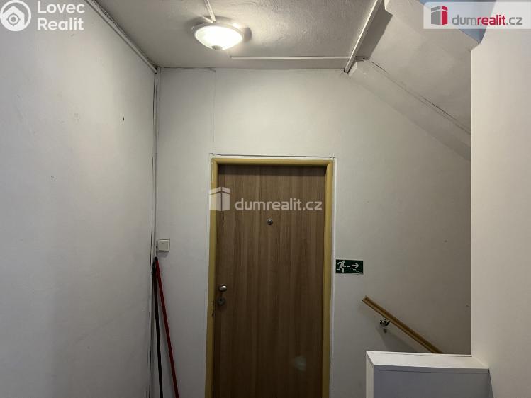 Pronájem bytu 2+1 Chodov, Poděbradova č. 15