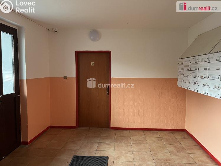 Pronájem bytu 2+1 Chodov, Poděbradova č. 16