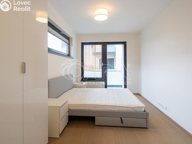 Pronájem bytu 2+KK Praha, Azzoniho 738/6 č. 6