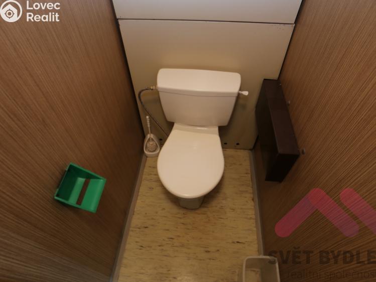 Pronájem bytu 1+KK Praha, Bazovského 1115/11 č. 13