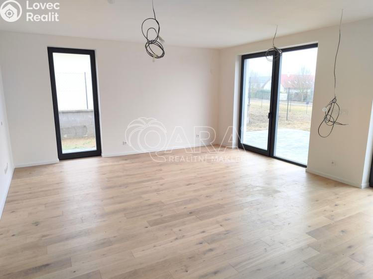 Prodej bytu 4+KK Vysoký Újezd, Na Výsluní 353 č. 3