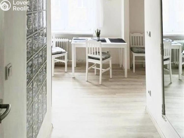 Pronájem bytu 2+1 Jihlava, Erbenova č. 11