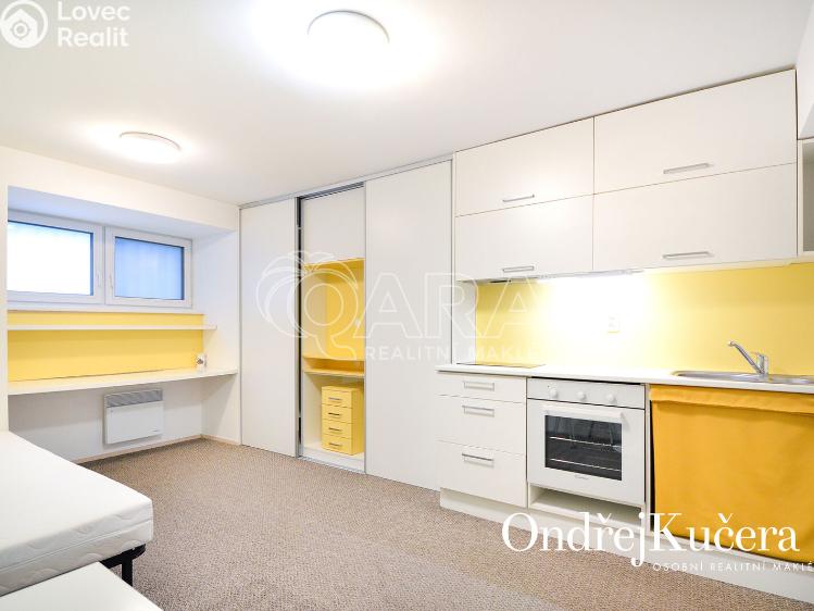 Pronájem bytu 1+KK Praha, K podjezdu 1445/5 č. 3