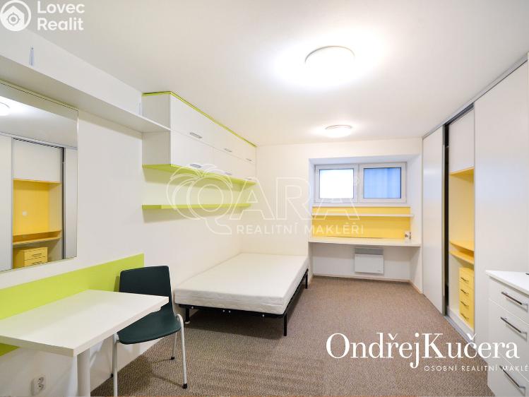 Pronájem bytu 1+KK Praha, K podjezdu 1445/5 č. 4