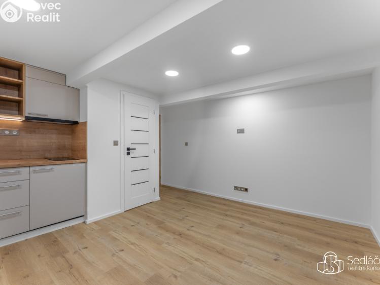 Prodej atypického bytu Praha, U Jezerky č. 7