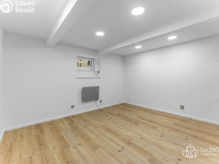 Prodej atypického bytu Praha, U Jezerky č. 8