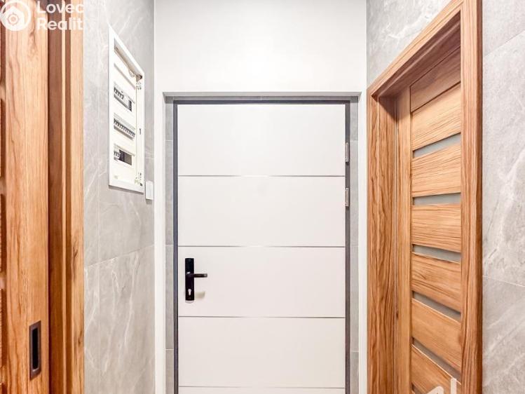 Pronájem bytu 2+1 Praha, Sokolovská 12/43 č. 8