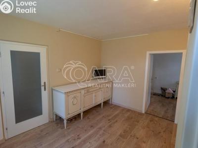 Pronájem bytu 3+1 Praha, Svídnická č. 4