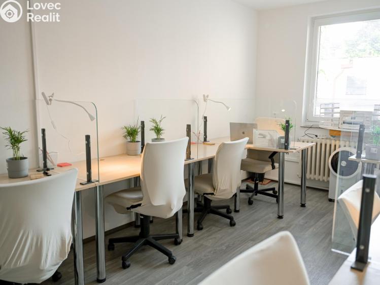 Pronájem kanceláře Praha, Přístavní č. 8
