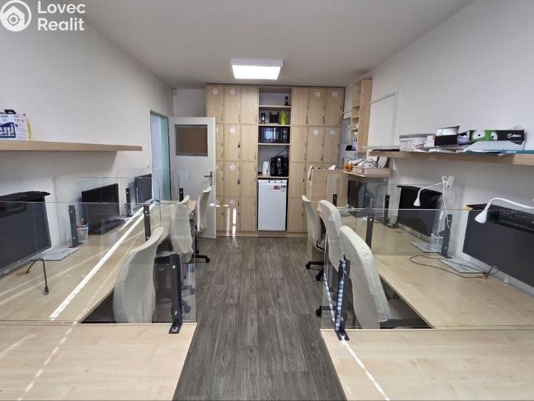 Pronájem kanceláře Praha, Přístavní 503/22 č. 7