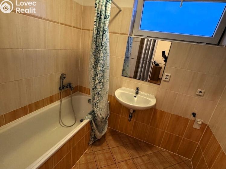 Rent apartment 2+KK Praha, Půdova č. 7
