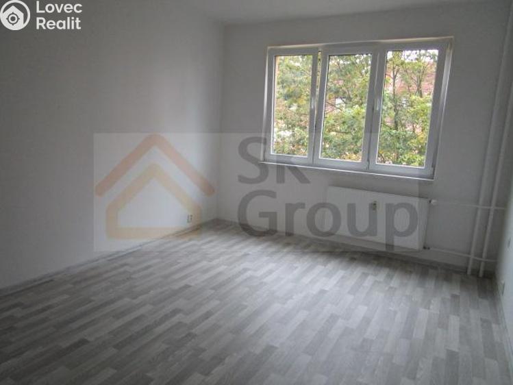 Pronájem bytu 1+1 Karlovy Vary, Charkovská č. 4